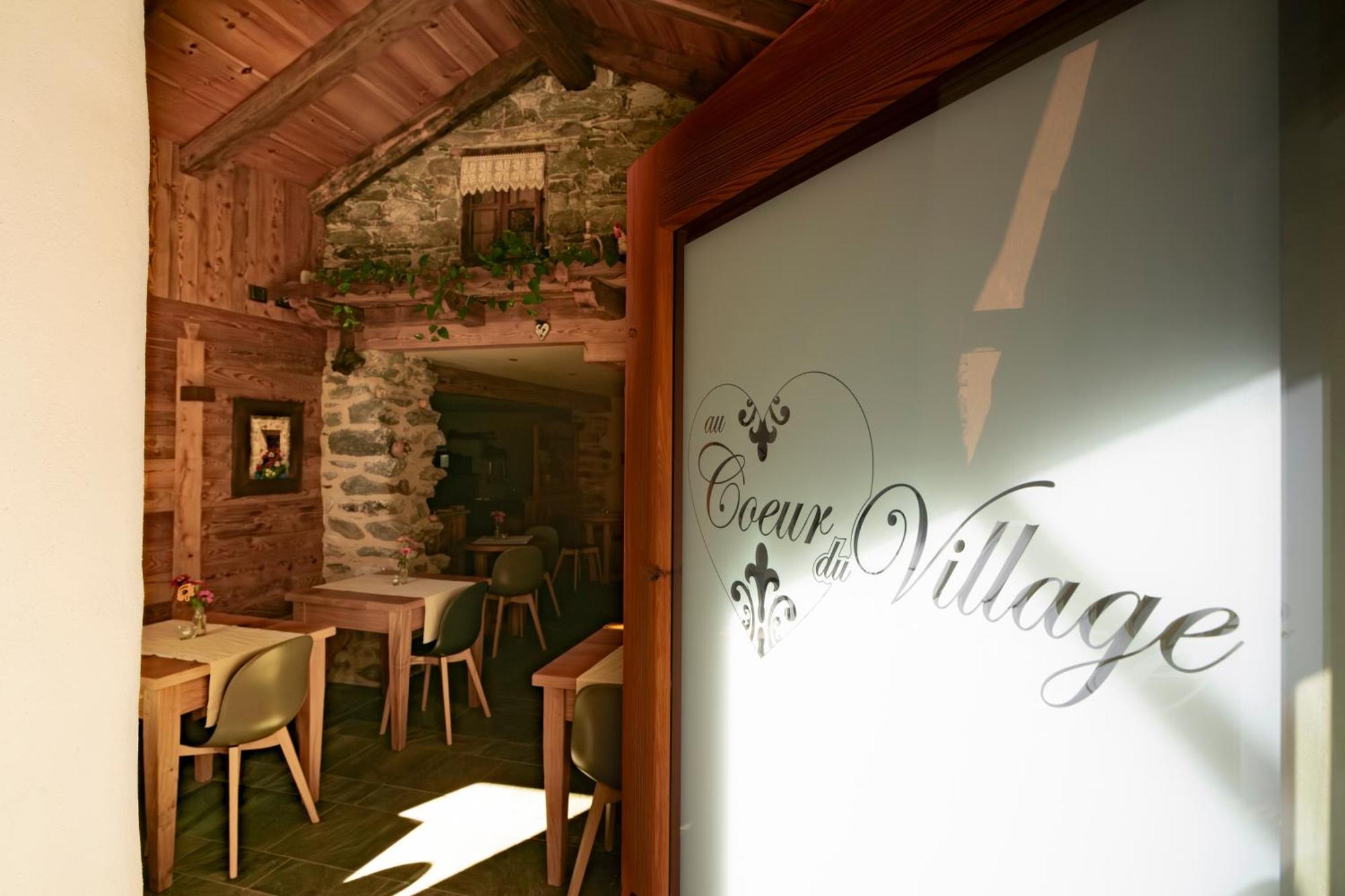 Arnad Au Coeur Du Village Chambres D'Hotes & Spa מראה חיצוני תמונה