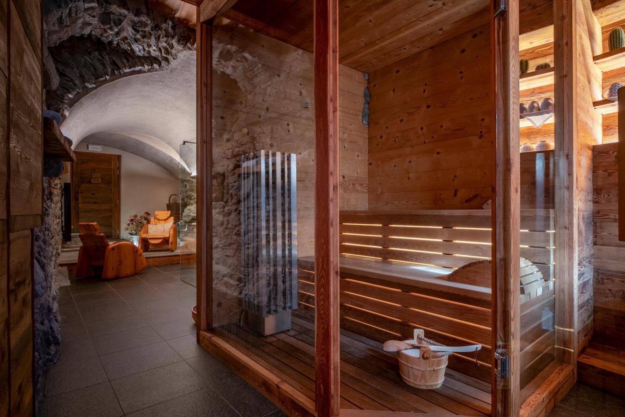 Arnad Au Coeur Du Village Chambres D'Hotes & Spa מראה חיצוני תמונה